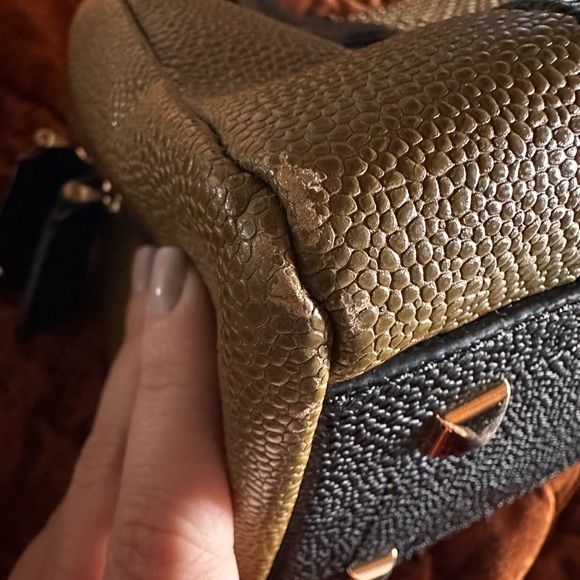 Henri Bendel Carlyle Bag- Army Green/Black Pebbled Leather and Gold Studs - Picture 9 of 9